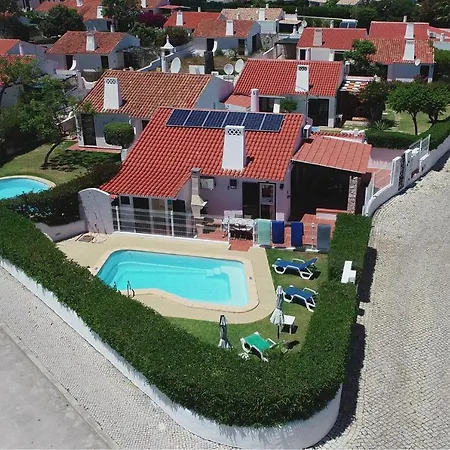 Lotus Villa, Albufeira