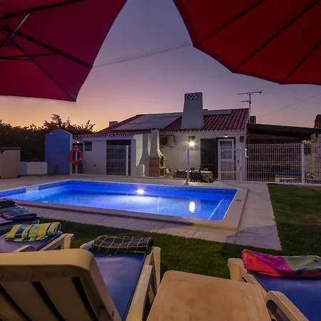 Lotus Villa, Albufeira