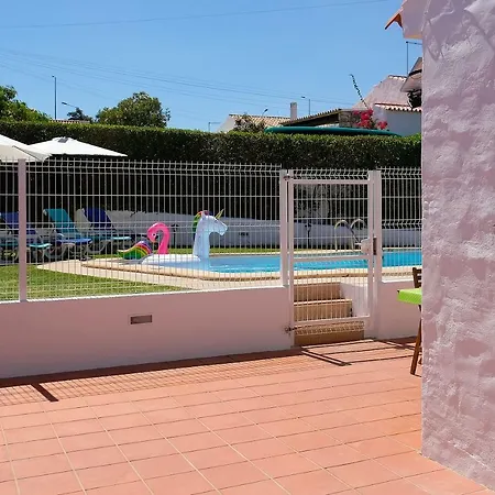 Lotus Villa, Вілла Албуфейра