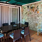 Lotus Villa, Villa *