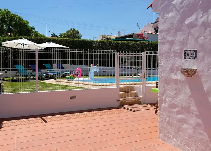 Lotus Villa, 别墅 阿尔布费拉